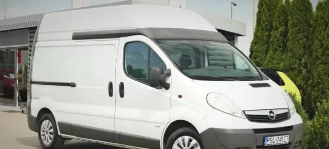 OPEL Vivaro 