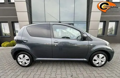 TOYOTA Aygo 