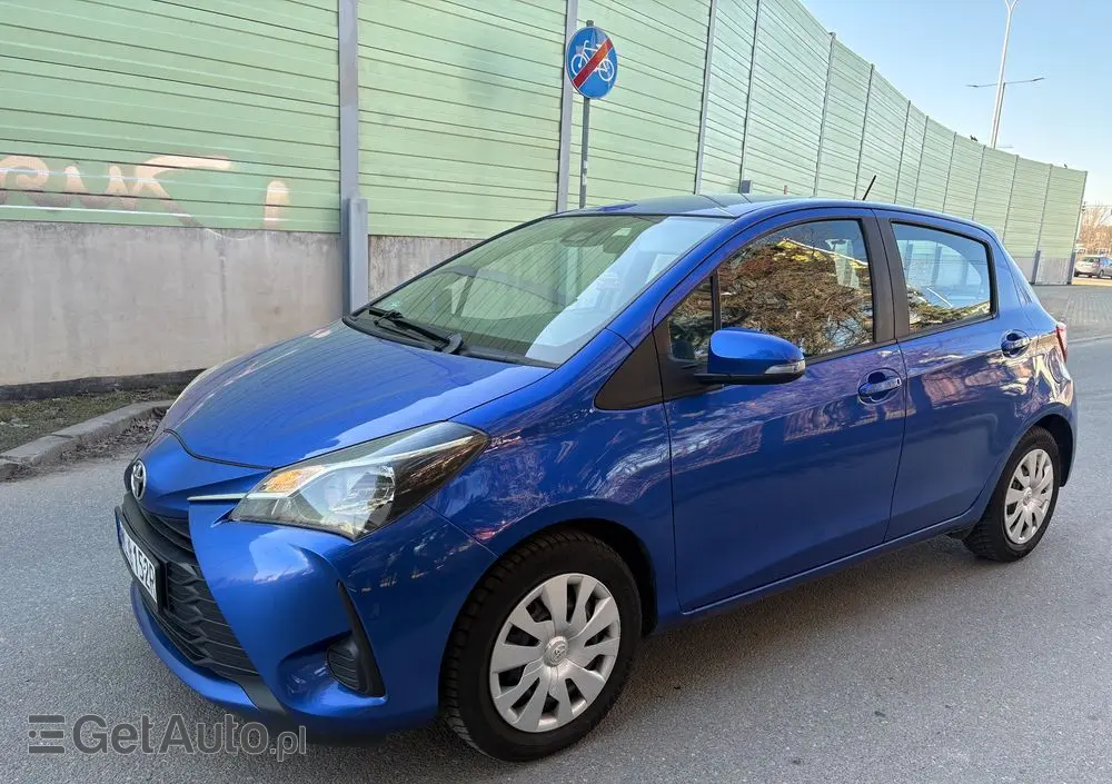 TOYOTA Yaris 1.0 Active