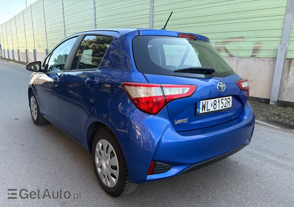 TOYOTA Yaris 1.0 Active