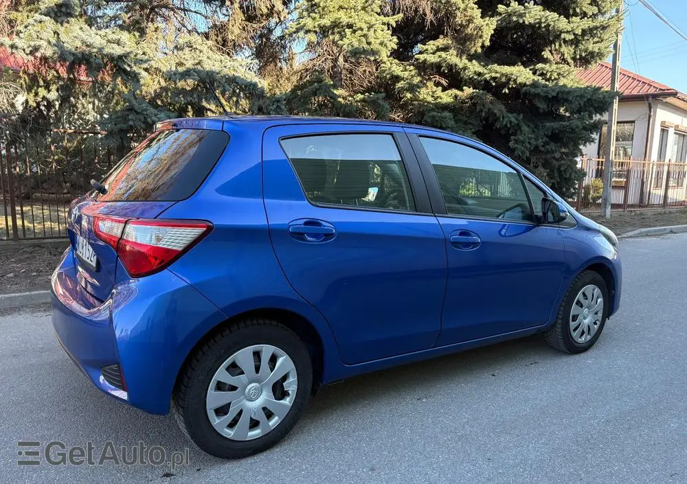 TOYOTA Yaris 1.0 Active