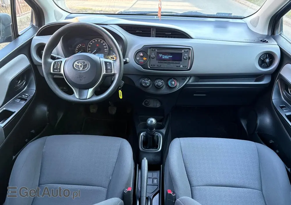 TOYOTA Yaris 1.0 Active