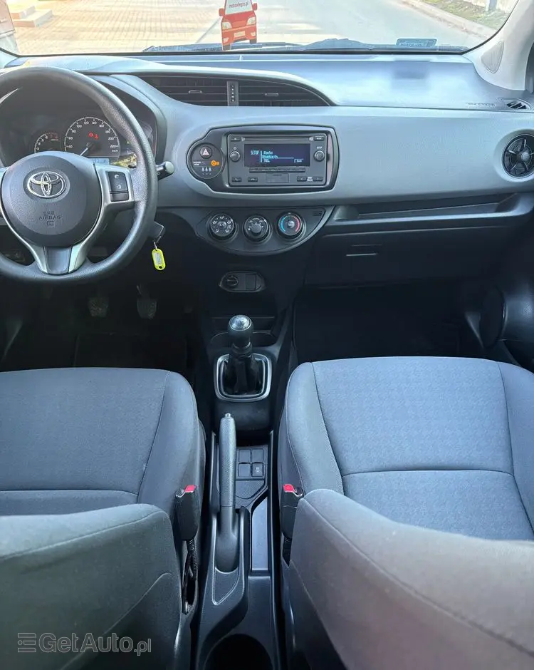 TOYOTA Yaris 1.0 Active