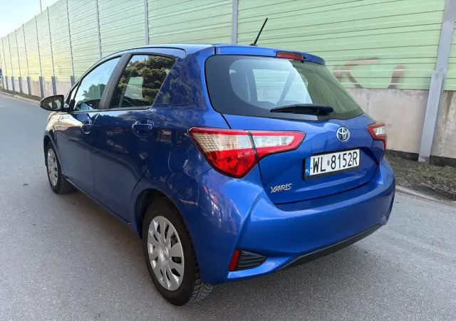 TOYOTA Yaris 1.0 Active