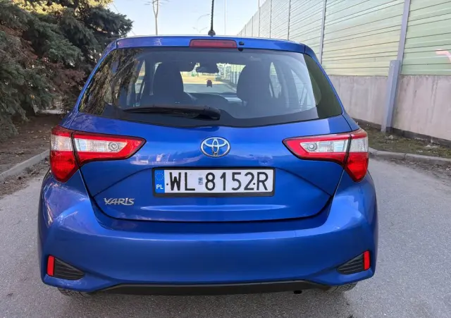 TOYOTA Yaris 1.0 Active