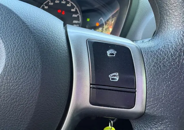 TOYOTA Yaris 1.0 Active