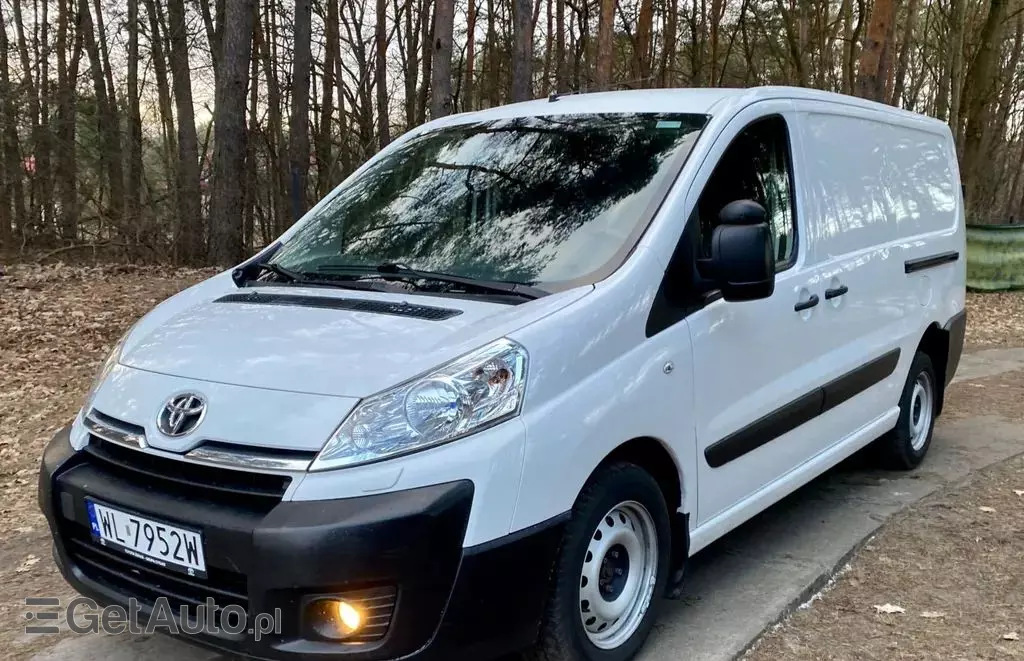 TOYOTA Proace 