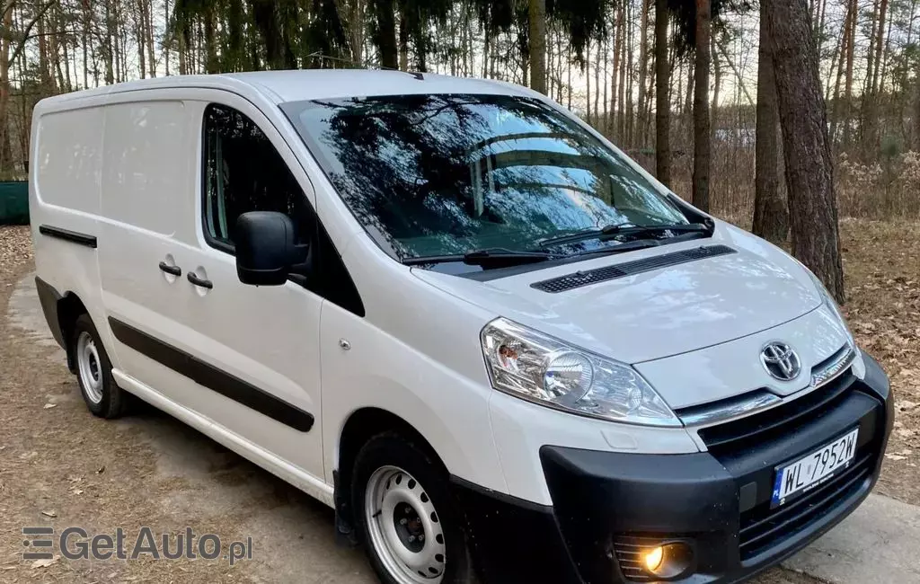 TOYOTA Proace 