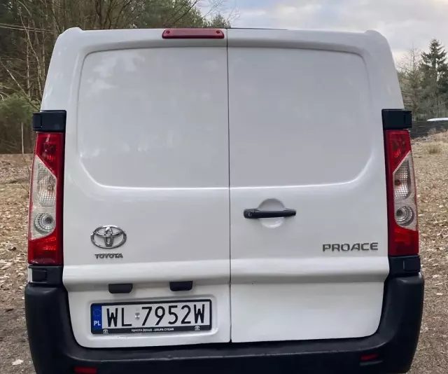 TOYOTA Proace 