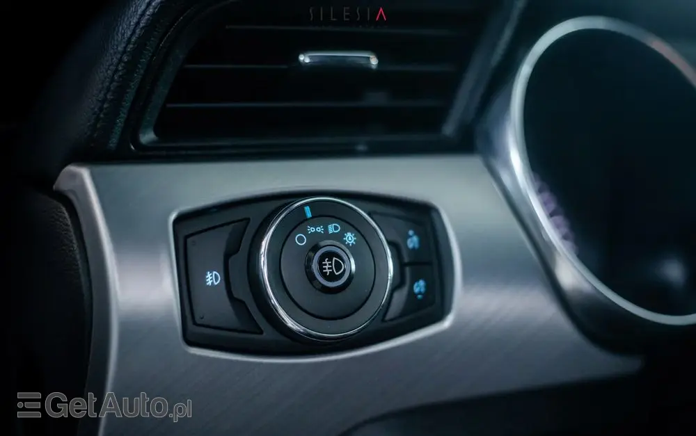 FORD Mustang 5.0 V8 GT