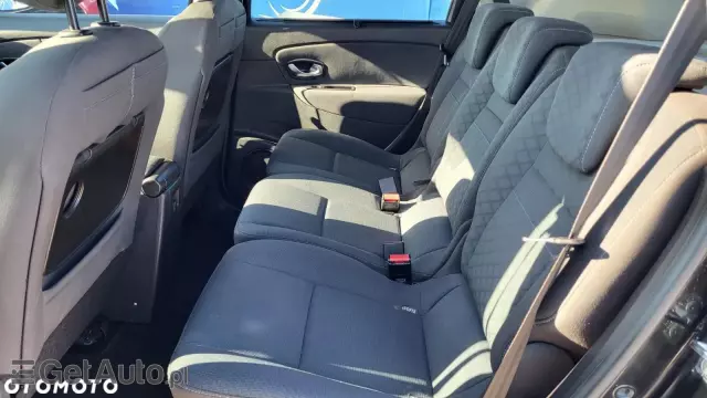 RENAULT Scenic 1.5 dCi Authentique