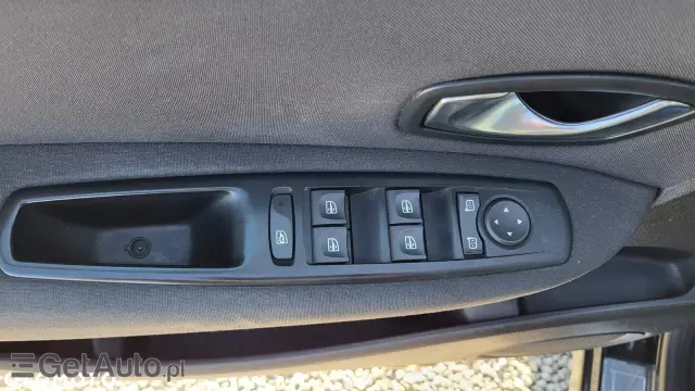 RENAULT Scenic 1.5 dCi Authentique