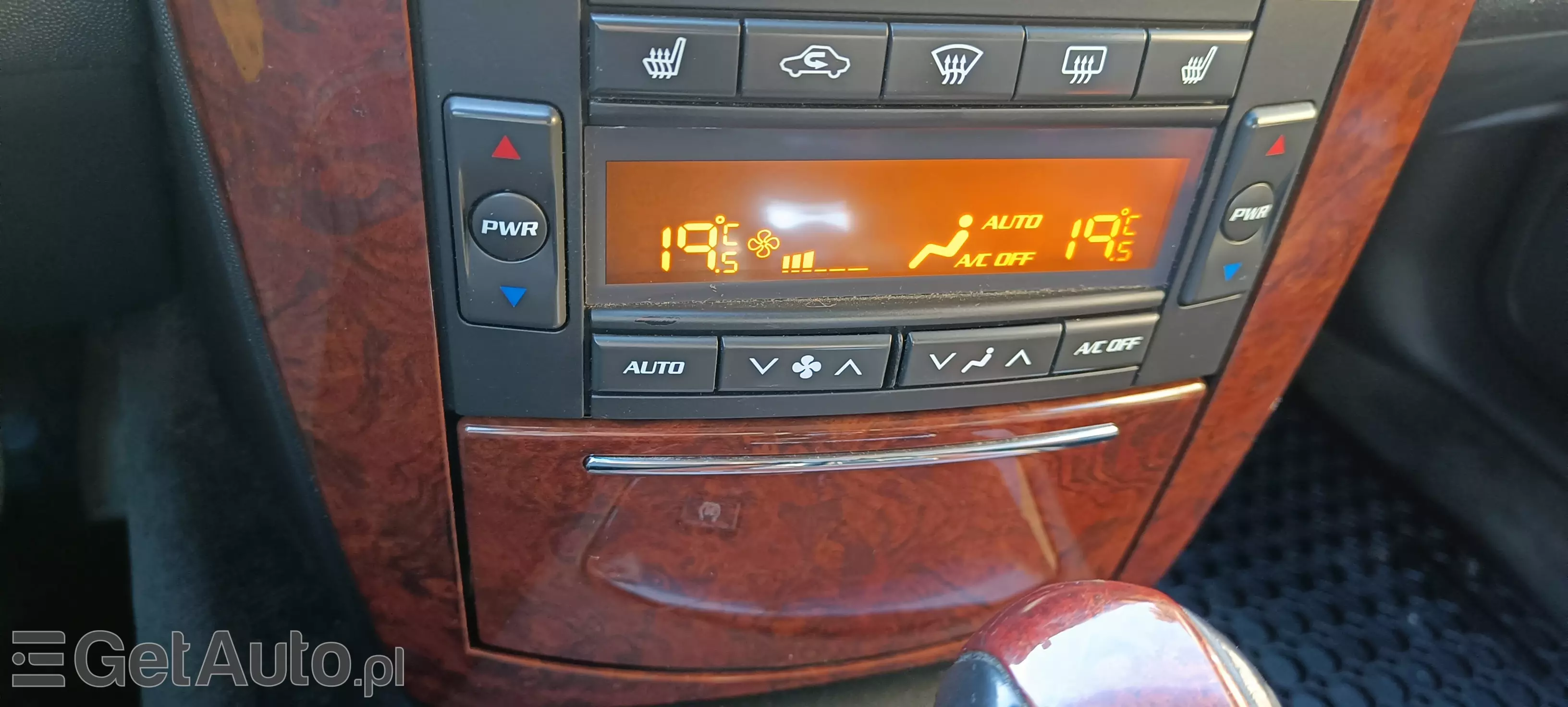 CADILLAC SRX Elegance Aut.