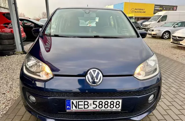 VOLKSWAGEN Up! 