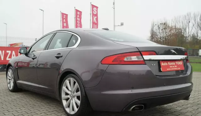 JAGUAR XF 