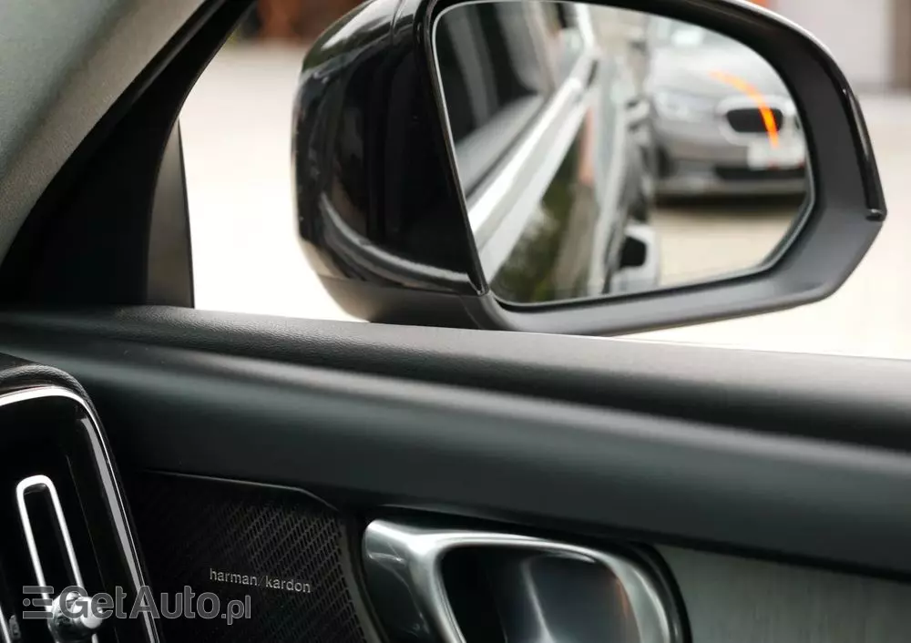 VOLVO XC 40 T5 Plug-In Hybrid Inscription