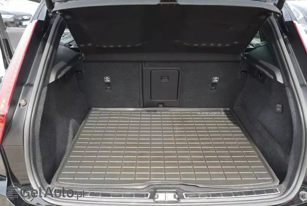 VOLVO XC 40 T5 Plug-In Hybrid Inscription