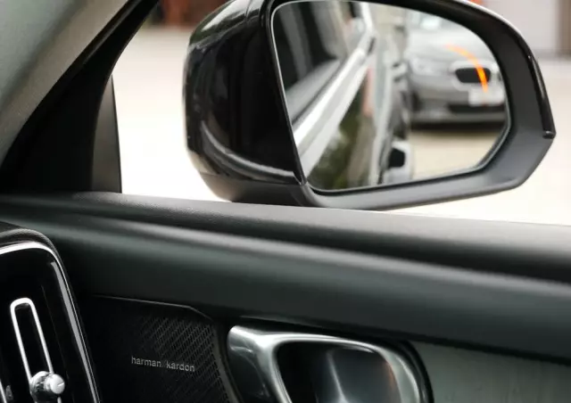 VOLVO XC 40 T5 Plug-In Hybrid Inscription