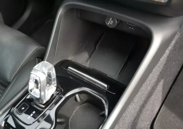 VOLVO XC 40 T5 Plug-In Hybrid Inscription