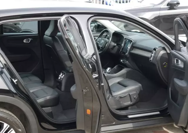 VOLVO XC 40 T5 Plug-In Hybrid Inscription