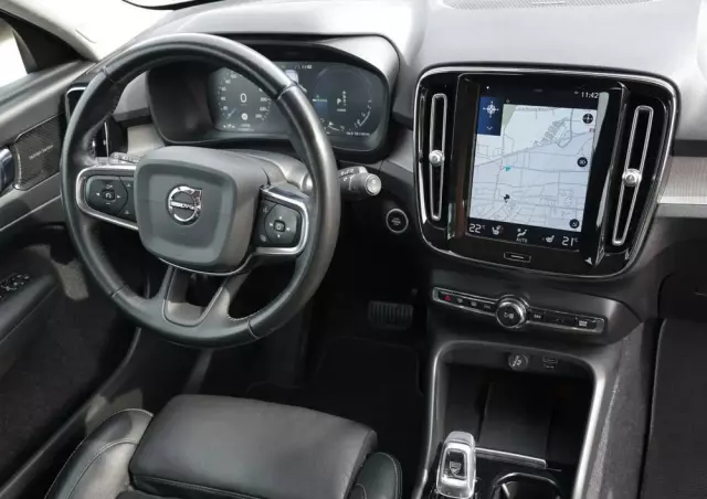 VOLVO XC 40 T5 Plug-In Hybrid Inscription