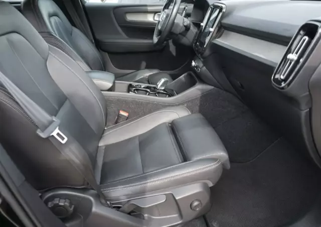 VOLVO XC 40 T5 Plug-In Hybrid Inscription