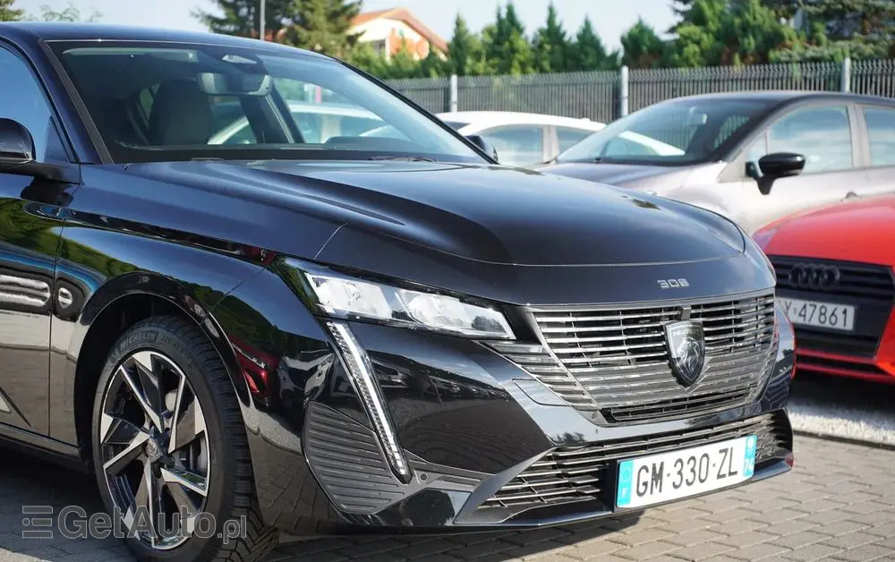 PEUGEOT 308 1.2 PureTech Allure S&S EAT8