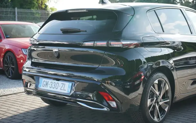 PEUGEOT 308 1.2 PureTech Allure S&S EAT8