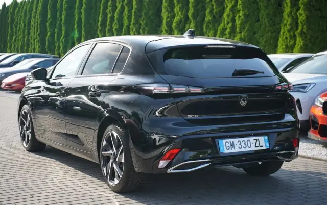 PEUGEOT 308 1.2 PureTech Allure S&S EAT8