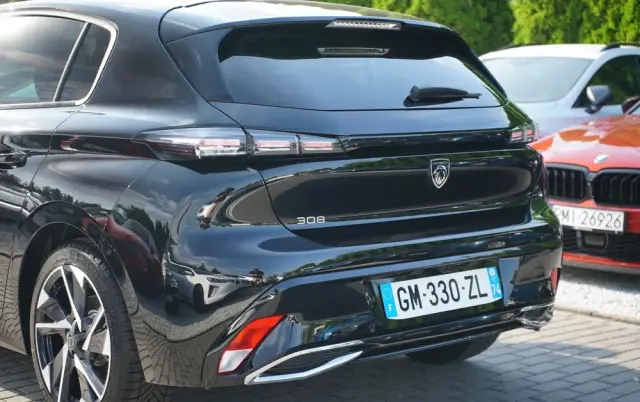 PEUGEOT 308 1.2 PureTech Allure S&S EAT8