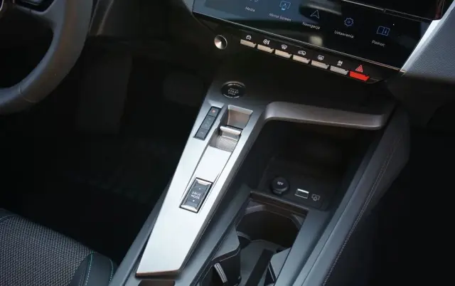 PEUGEOT 308 1.2 PureTech Allure S&S EAT8