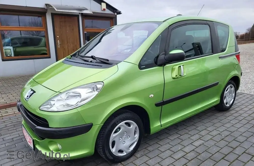 PEUGEOT 1007 