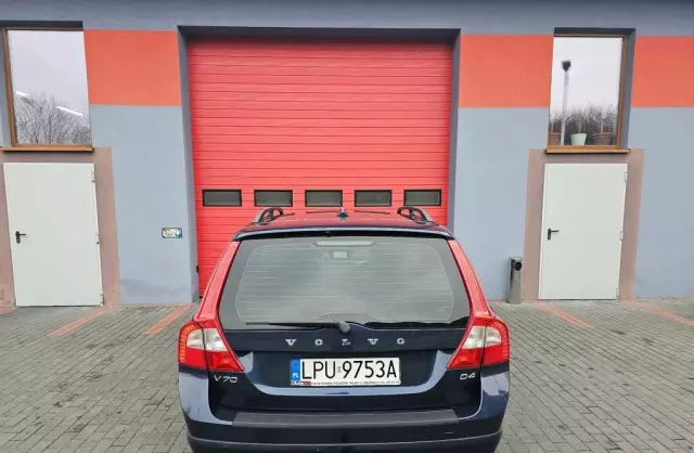 VOLVO V70 