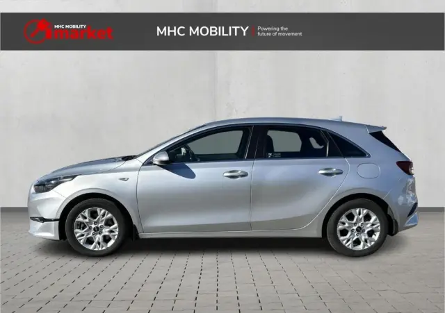 KIA Ceed 1.5 T-GDI M DCT