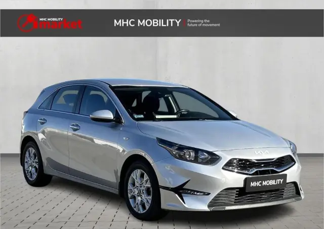 KIA Ceed 1.5 T-GDI M DCT