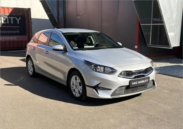 KIA Ceed 1.5 T-GDI M DCT