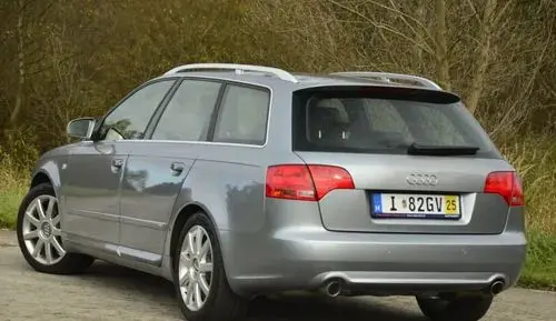 AUDI A4 
