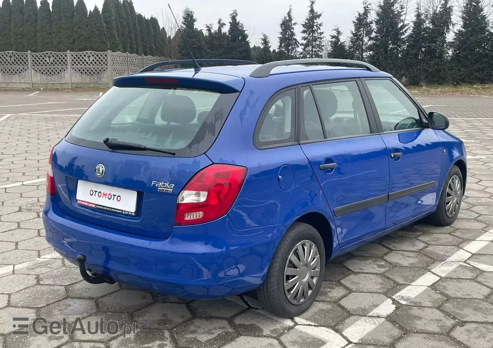 SKODA Fabia 1.4 16V Combi Elegance