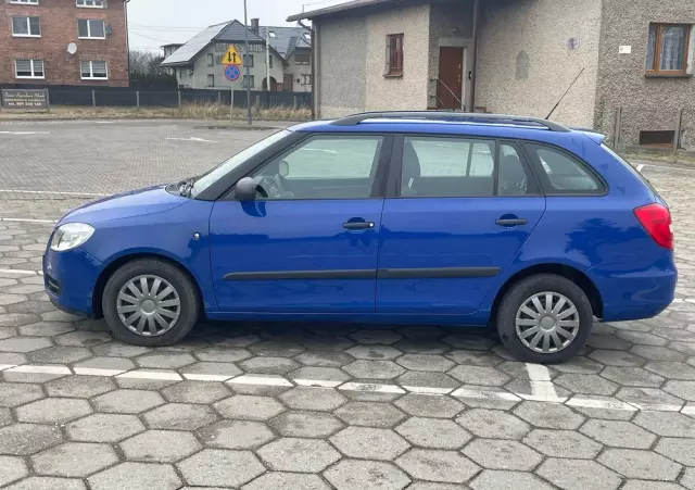 SKODA Fabia 1.4 16V Combi Elegance