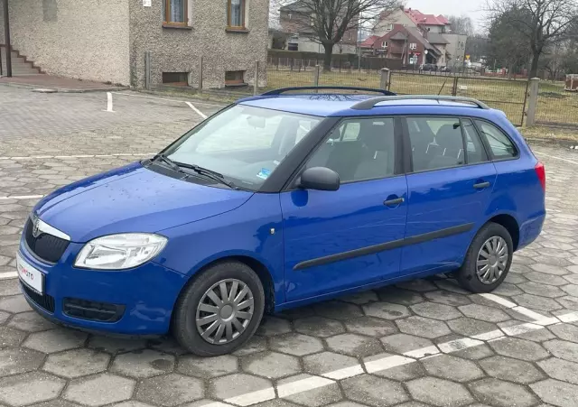 SKODA Fabia 1.4 16V Combi Elegance