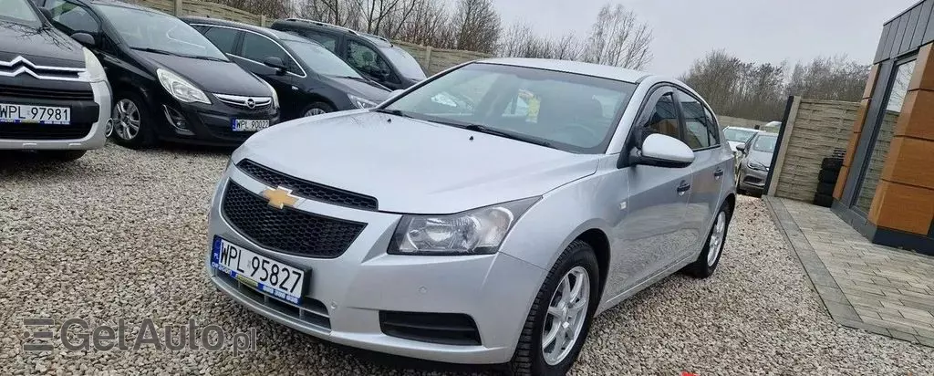 CHEVROLET Cruze 