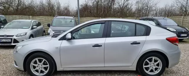 CHEVROLET Cruze 