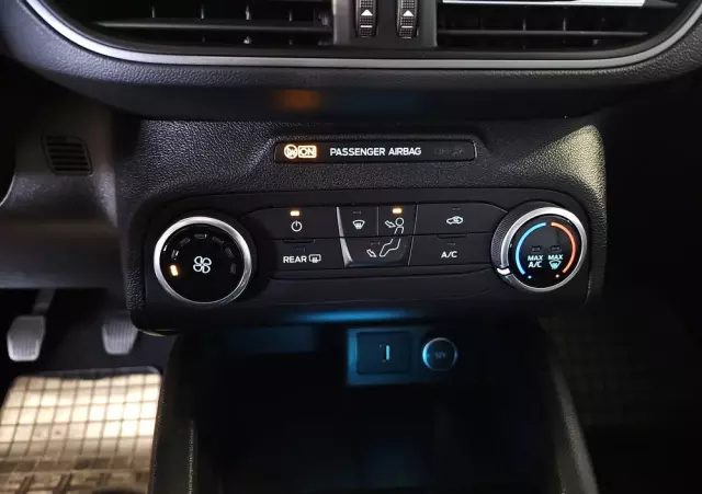 FORD Focus 1.0 EcoBoost Active Business