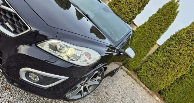 VOLVO C30 D4 RDesign