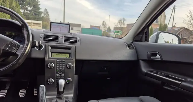 VOLVO C30 D4 RDesign