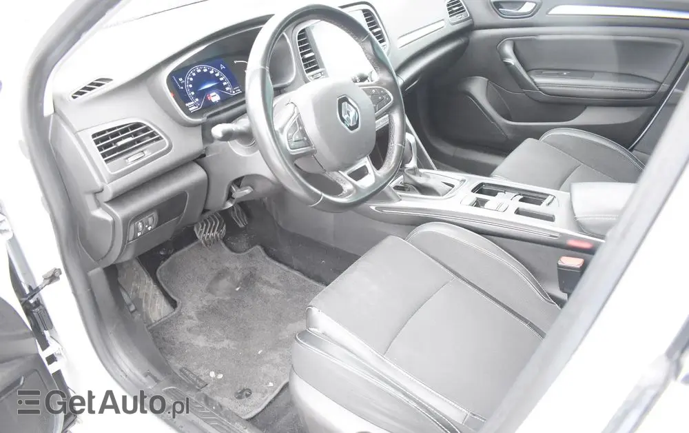 RENAULT Megane Ver-1-5-blue-dci-intens