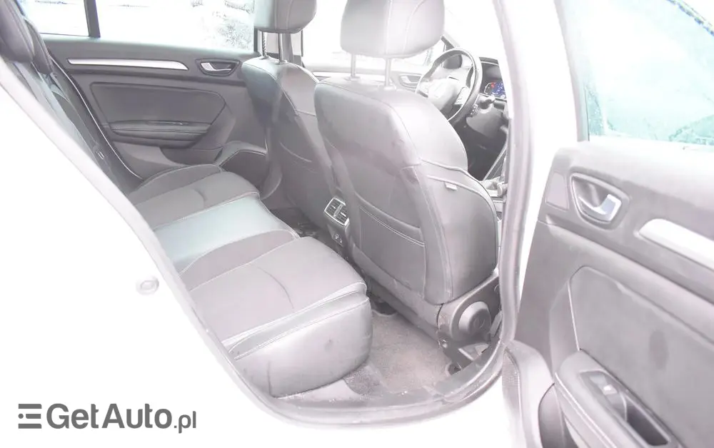 RENAULT Megane Ver-1-5-blue-dci-intens