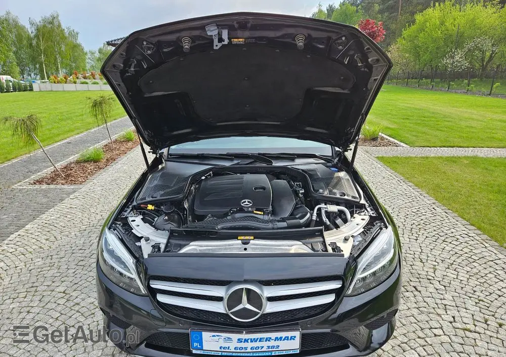 MERCEDES-BENZ Klasa C 160 Business Edition 9G-TRONIC