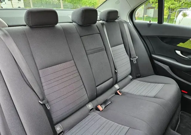 MERCEDES-BENZ Klasa C 160 Business Edition 9G-TRONIC
