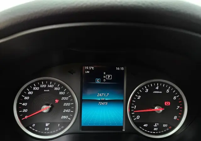 MERCEDES-BENZ Klasa C 160 Business Edition 9G-TRONIC